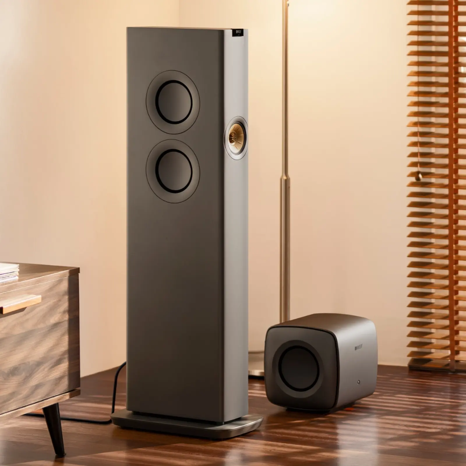 KEF KC62